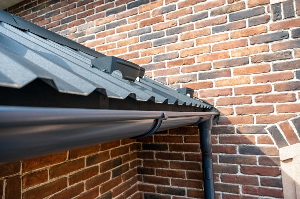 Brick Veneer Siding Installation in Honolulu