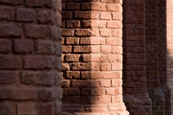 Brick Pillars Installation in Honolulu